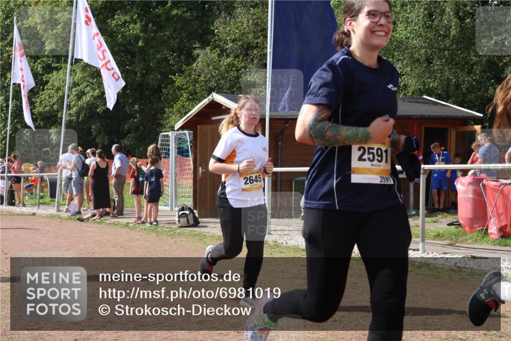 08.09.2024 - Airport Race Strokosch-Dieckow http://msf.ph/oto/6981019 08.09.2024 12:16:00 Ziel 225, 276, 1020, 2540, 2541, 2543, 2591, 2595, 2604, 2645, 2827, 2854, 3057 meine-sportfotos.de