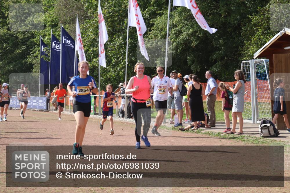 08.09.2024 - Airport Race Strokosch-Dieckow http://msf.ph/oto/6981039 08.09.2024 12:16:02 Ziel 225, 276, 1020, 2540, 2541, 2543, 2591, 2595, 2604, 2645, 2799, 2802, 2804, 2827, 2854, 3057 meine-sportfotos.de