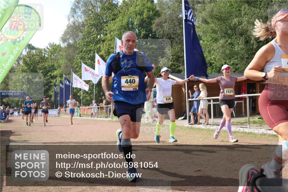 08.09.2024 - Airport Race Strokosch-Dieckow http://msf.ph/oto/6981054 08.09.2024 12:44:06 Ziel 416, 440, 481, 838, 929, 934, 1063, 1103, 1139, 1408, 1429, 1529 meine-sportfotos.de