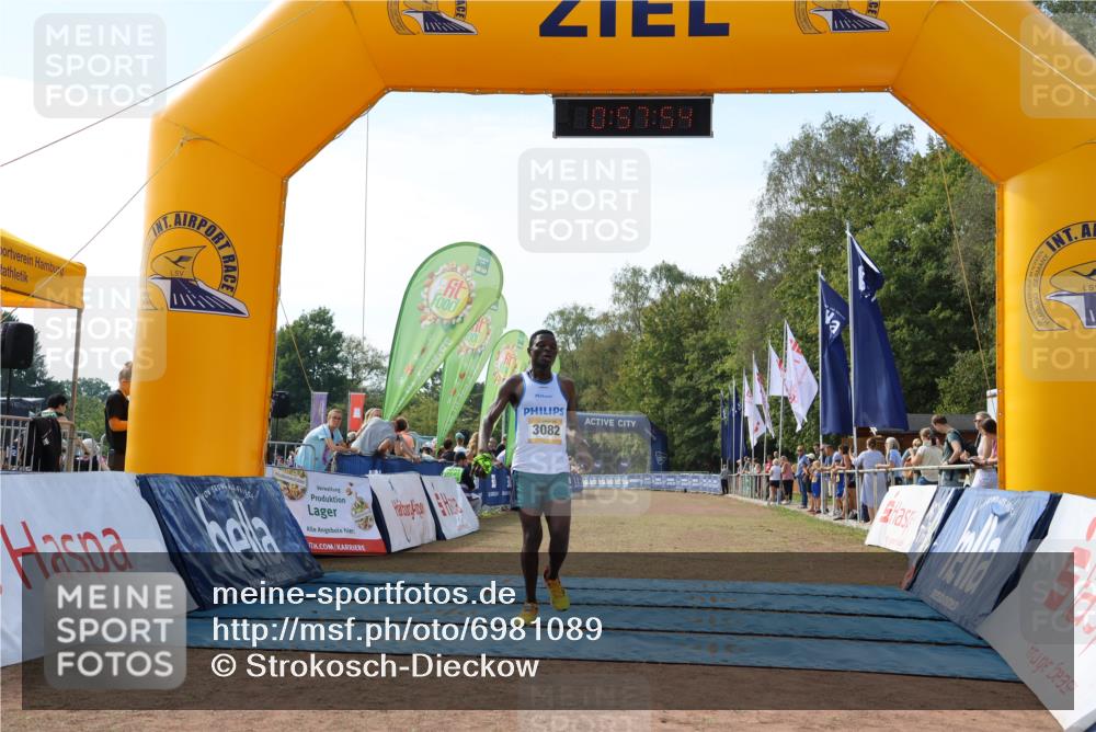 08.09.2024 - Airport Race Strokosch-Dieckow http://msf.ph/oto/6981089 08.09.2024 11:58:35 Ziel 3082 meine-sportfotos.de