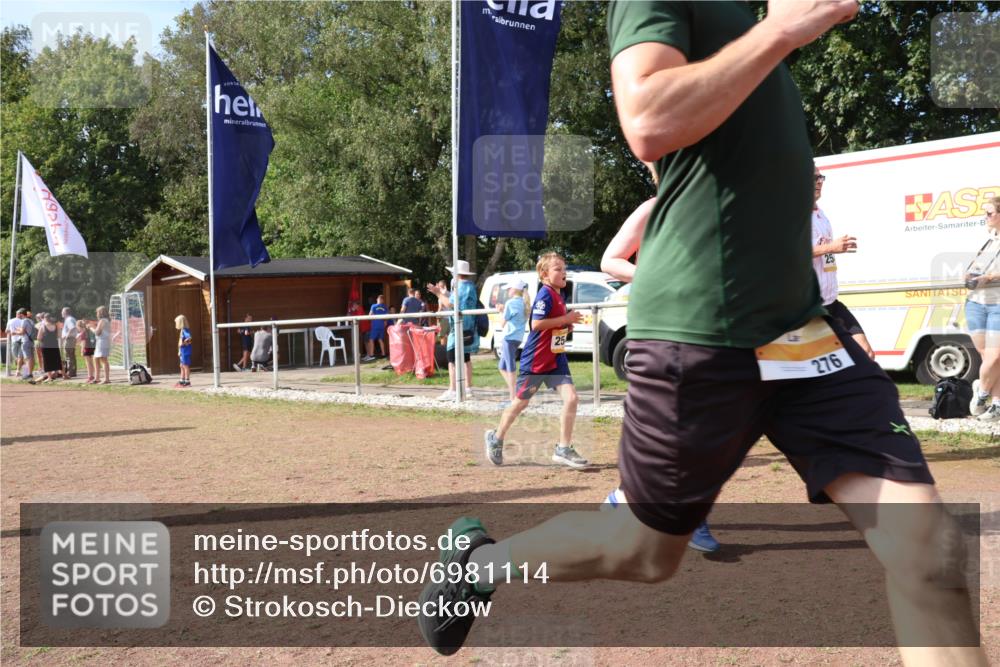 08.09.2024 - Airport Race Strokosch-Dieckow http://msf.ph/oto/6981114 08.09.2024 12:16:06 Ziel 225, 276, 1020, 2540, 2541, 2543, 2586, 2604, 2799, 2802, 2804, 2827, 2854, 3057 meine-sportfotos.de