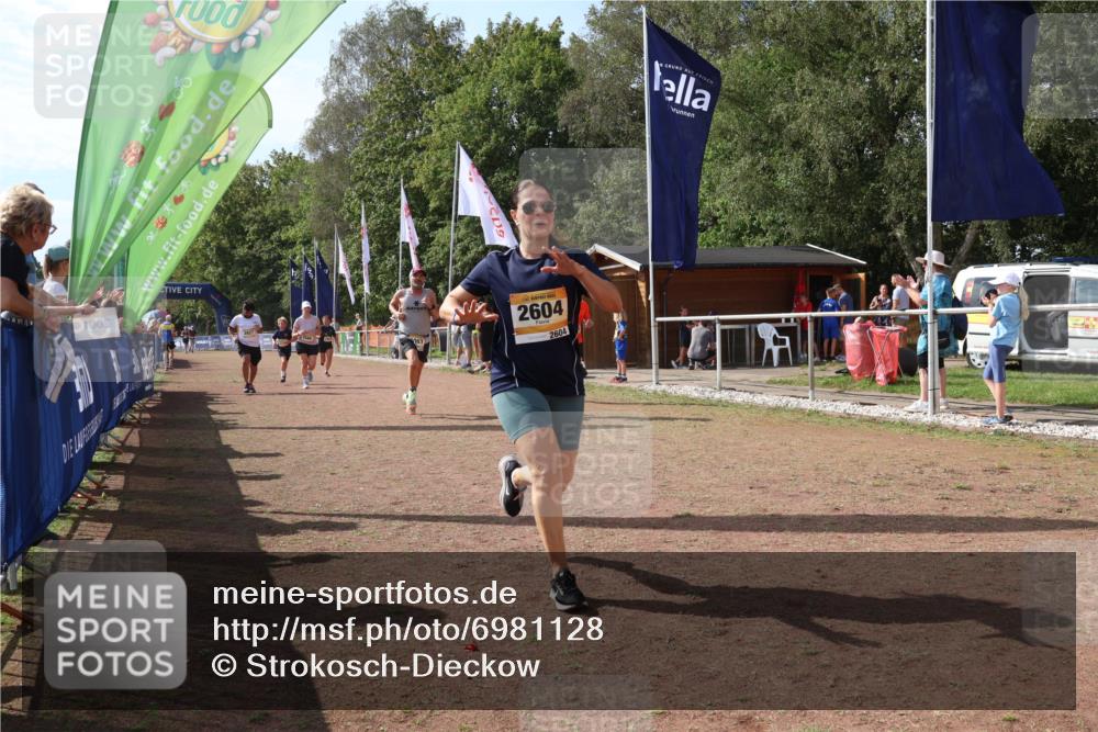 08.09.2024 - Airport Race Strokosch-Dieckow http://msf.ph/oto/6981128 08.09.2024 12:16:08 Ziel 225, 1020, 2586, 2604, 2799, 2802, 2804, 2827, 3057 meine-sportfotos.de