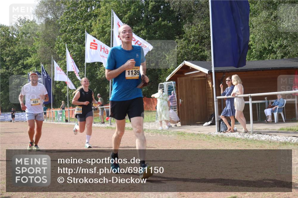 08.09.2024 - Airport Race Strokosch-Dieckow http://msf.ph/oto/6981150 08.09.2024 12:44:12 Ziel 467, 481, 790, 929, 1069, 1103, 1139, 1408 meine-sportfotos.de