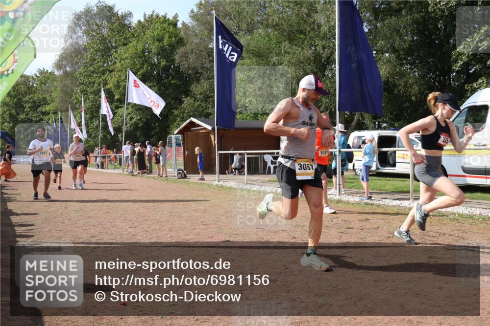 08.09.2024 - Airport Race Strokosch-Dieckow http://msf.ph/oto/6981156 08.09.2024 12:16:09 Ziel 225, 1020, 2586, 2604, 2799, 2802, 2804, 2827, 3057 meine-sportfotos.de