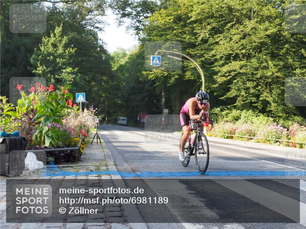 08.09.2024 - Stadtparktriathlon Zöllner http://msf.ph/oto/6981189 08.09.2024 09:09:04 Radfahren 32, 66, 75, 99, 120 meine-sportfotos.de
