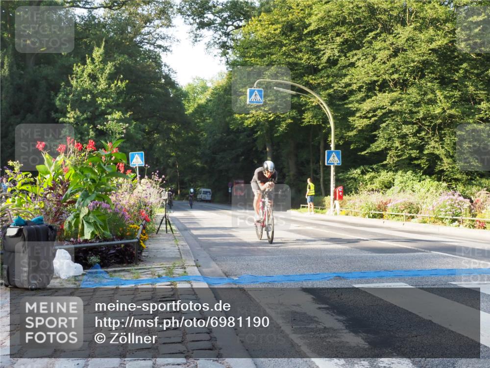 08.09.2024 - Stadtparktriathlon Zöllner http://msf.ph/oto/6981190 08.09.2024 09:09:10 Radfahren 32, 66, 120 meine-sportfotos.de