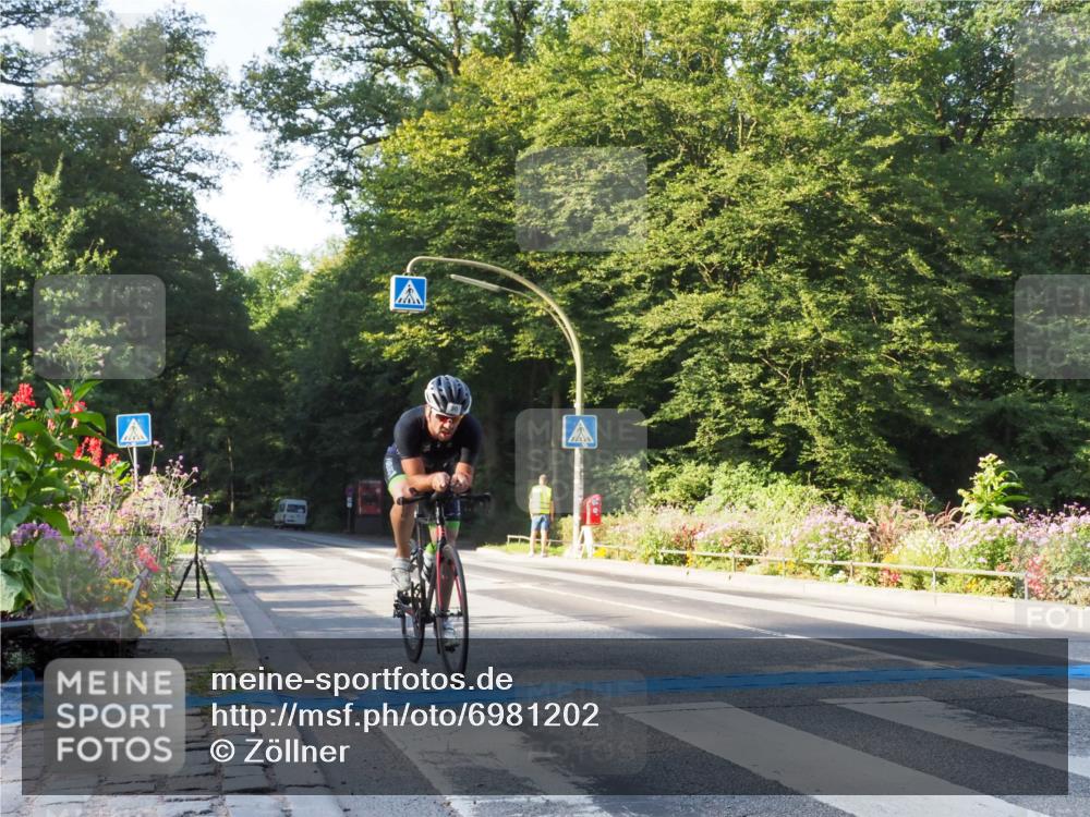 08.09.2024 - Stadtparktriathlon Zöllner http://msf.ph/oto/6981202 08.09.2024 09:09:24 Radfahren 15, 40, 63, 90 meine-sportfotos.de
