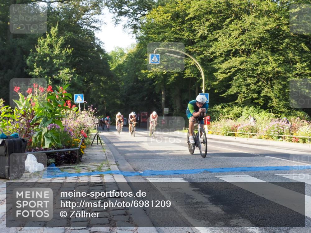 08.09.2024 - Stadtparktriathlon Zöllner http://msf.ph/oto/6981209 08.09.2024 09:09:33 Radfahren 15, 21, 25, 26, 35, 40, 44, 54, 56, 63, 72, 76, 123, 127 meine-sportfotos.de