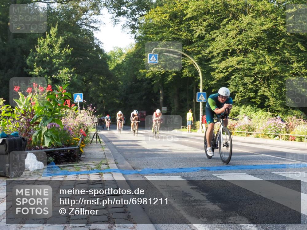 08.09.2024 - Stadtparktriathlon Zöllner http://msf.ph/oto/6981211 08.09.2024 09:09:33 Radfahren 15, 21, 25, 26, 35, 40, 44, 54, 56, 63, 72, 76, 123, 127 meine-sportfotos.de