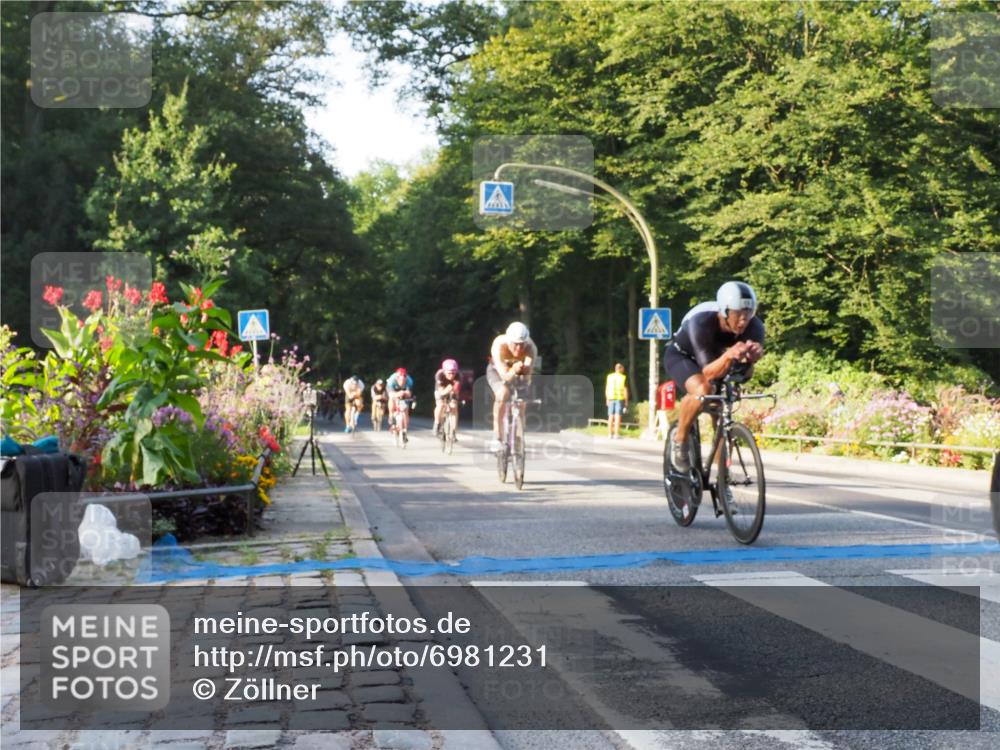 08.09.2024 - Stadtparktriathlon Zöllner http://msf.ph/oto/6981231 08.09.2024 09:09:35 Radfahren 15, 21, 25, 26, 35, 40, 44, 54, 56, 63, 72, 76, 123, 127 meine-sportfotos.de