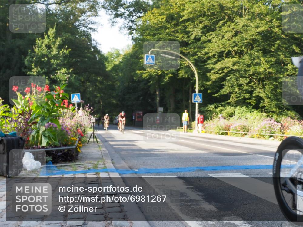 08.09.2024 - Stadtparktriathlon Zöllner http://msf.ph/oto/6981267 08.09.2024 09:09:37 Radfahren 15, 21, 25, 26, 35, 40, 44, 54, 56, 63, 72, 76, 109, 123, 127 meine-sportfotos.de