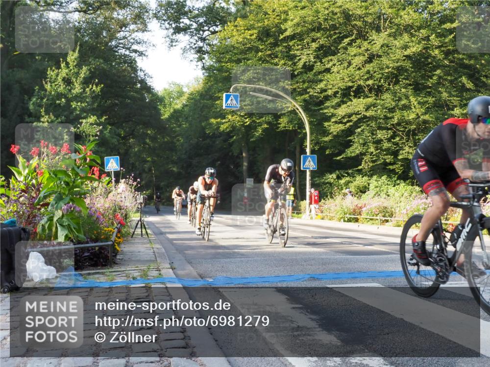 08.09.2024 - Stadtparktriathlon Zöllner http://msf.ph/oto/6981279 08.09.2024 09:09:40 Radfahren 21, 25, 26, 35, 54, 56, 72, 76, 109, 123, 127 meine-sportfotos.de