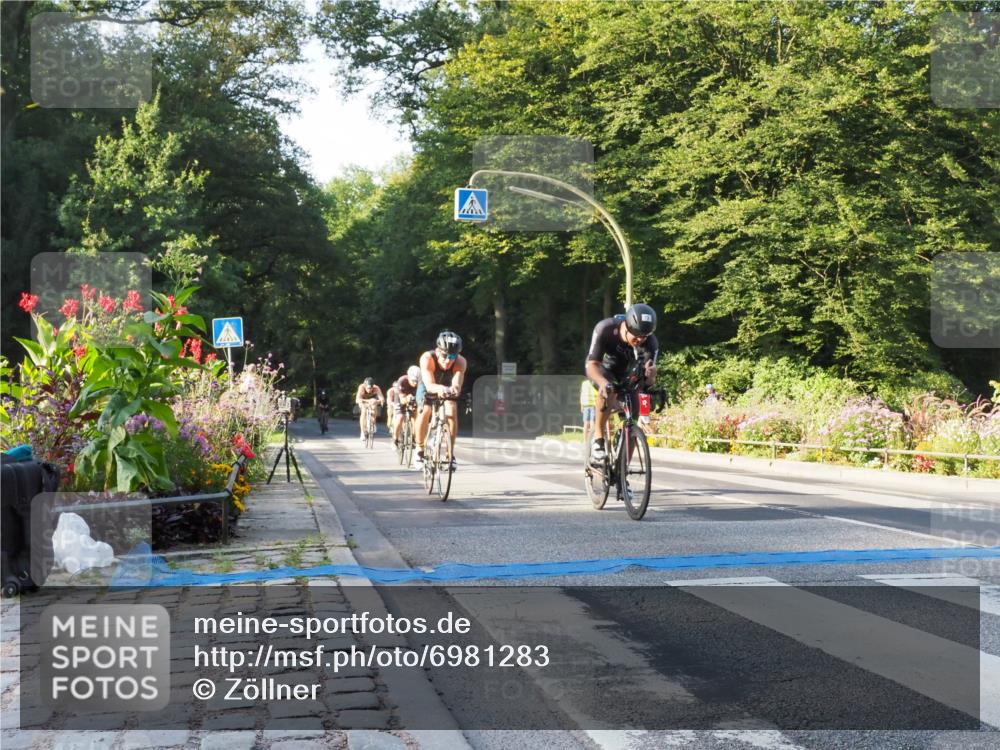 08.09.2024 - Stadtparktriathlon Zöllner http://msf.ph/oto/6981283 08.09.2024 09:09:40 Radfahren 21, 25, 26, 35, 54, 56, 72, 76, 109, 123, 127 meine-sportfotos.de