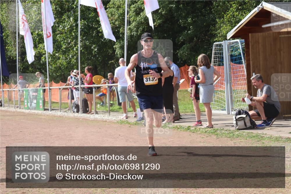 08.09.2024 - Airport Race Strokosch-Dieckow http://msf.ph/oto/6981290 08.09.2024 12:16:31 Ziel 222, 667, 2562, 2745, 2746, 2767, 2811, 3136 meine-sportfotos.de