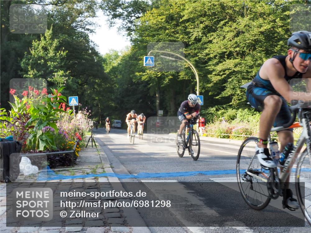 08.09.2024 - Stadtparktriathlon Zöllner http://msf.ph/oto/6981298 08.09.2024 09:09:41 Radfahren 25, 26, 35, 54, 56, 72, 76, 109, 123 meine-sportfotos.de