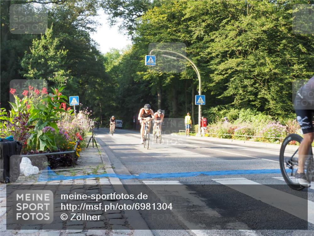 08.09.2024 - Stadtparktriathlon Zöllner http://msf.ph/oto/6981304 08.09.2024 09:09:41 Radfahren 25, 26, 35, 54, 56, 72, 76, 109, 123 meine-sportfotos.de