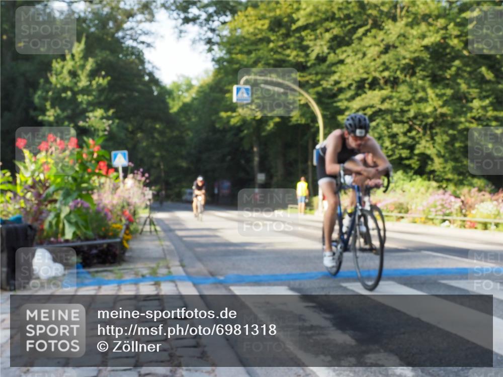 08.09.2024 - Stadtparktriathlon Zöllner http://msf.ph/oto/6981318 08.09.2024 09:09:42 Radfahren 25, 26, 35, 56, 72, 109, 123 meine-sportfotos.de