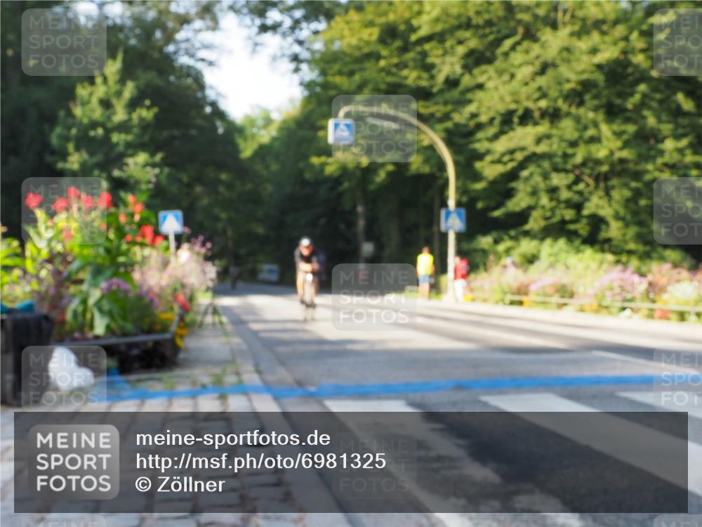 08.09.2024 - Stadtparktriathlon Zöllner http://msf.ph/oto/6981325 08.09.2024 09:09:42 Radfahren 25, 26, 35, 56, 72, 109, 123 meine-sportfotos.de