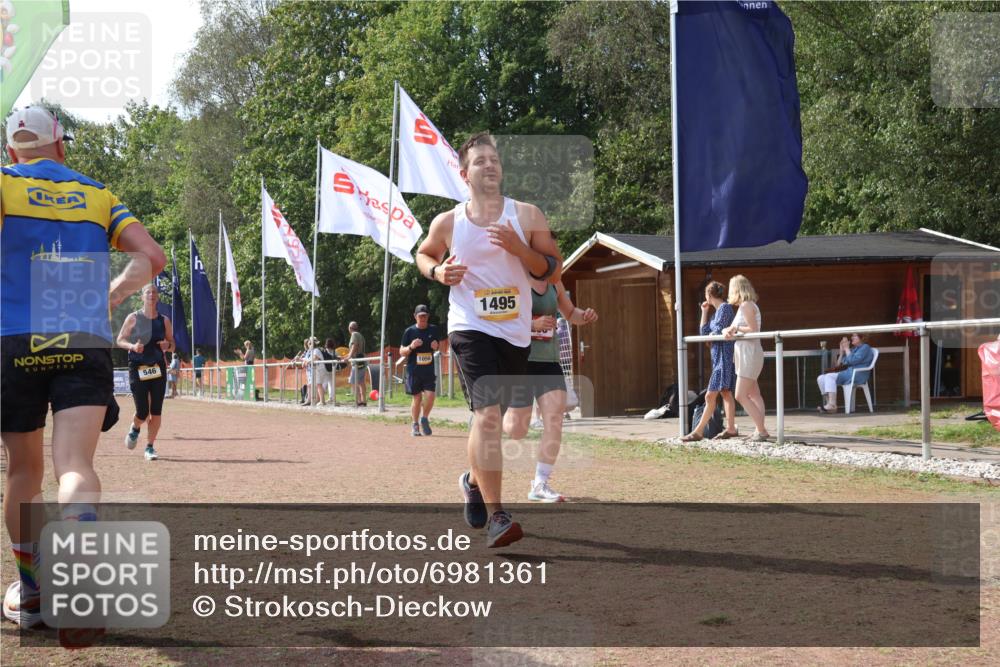 08.09.2024 - Airport Race Strokosch-Dieckow http://msf.ph/oto/6981361 08.09.2024 12:44:27 Ziel 233, 546, 1056, 1326, 1495 meine-sportfotos.de