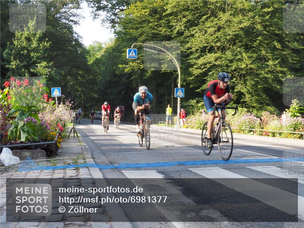 08.09.2024 - Stadtparktriathlon Zöllner http://msf.ph/oto/6981377 08.09.2024 09:10:01 Radfahren 10, 31, 83, 89, 94, 98, 107, 108, 113, 125 meine-sportfotos.de