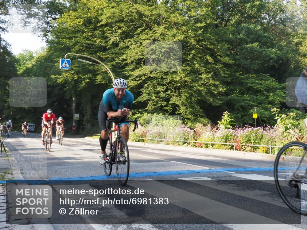 08.09.2024 - Stadtparktriathlon Zöllner http://msf.ph/oto/6981383 08.09.2024 09:10:02 Radfahren 10, 20, 31, 69, 71, 83, 89, 94, 98, 107, 108, 113, 125 meine-sportfotos.de