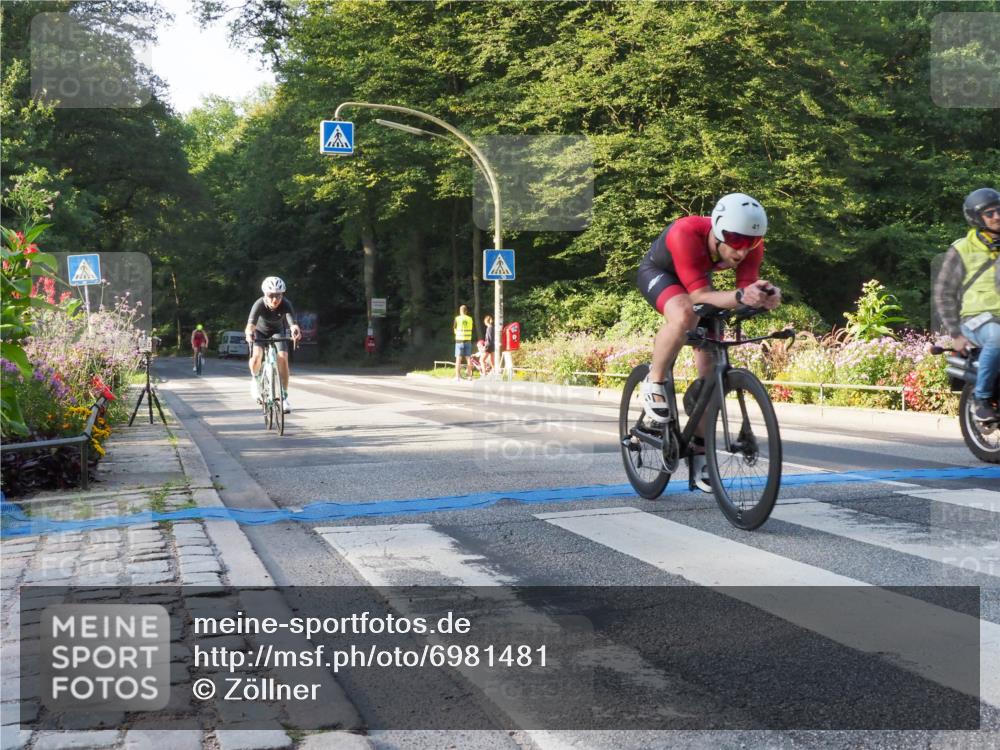 08.09.2024 - Stadtparktriathlon Zöllner http://msf.ph/oto/6981481 08.09.2024 09:10:41 Radfahren 8, 41, 131 meine-sportfotos.de