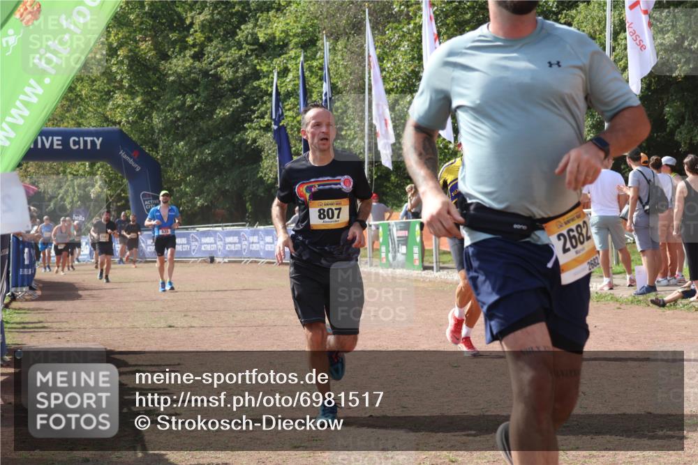 08.09.2024 - Airport Race Strokosch-Dieckow http://msf.ph/oto/6981517 08.09.2024 12:16:58 Ziel 635, 807, 1184, 2681, 2682 meine-sportfotos.de