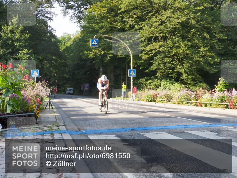 08.09.2024 - Stadtparktriathlon Zöllner http://msf.ph/oto/6981550 08.09.2024 09:11:32 Radfahren 7, 13, 42 meine-sportfotos.de