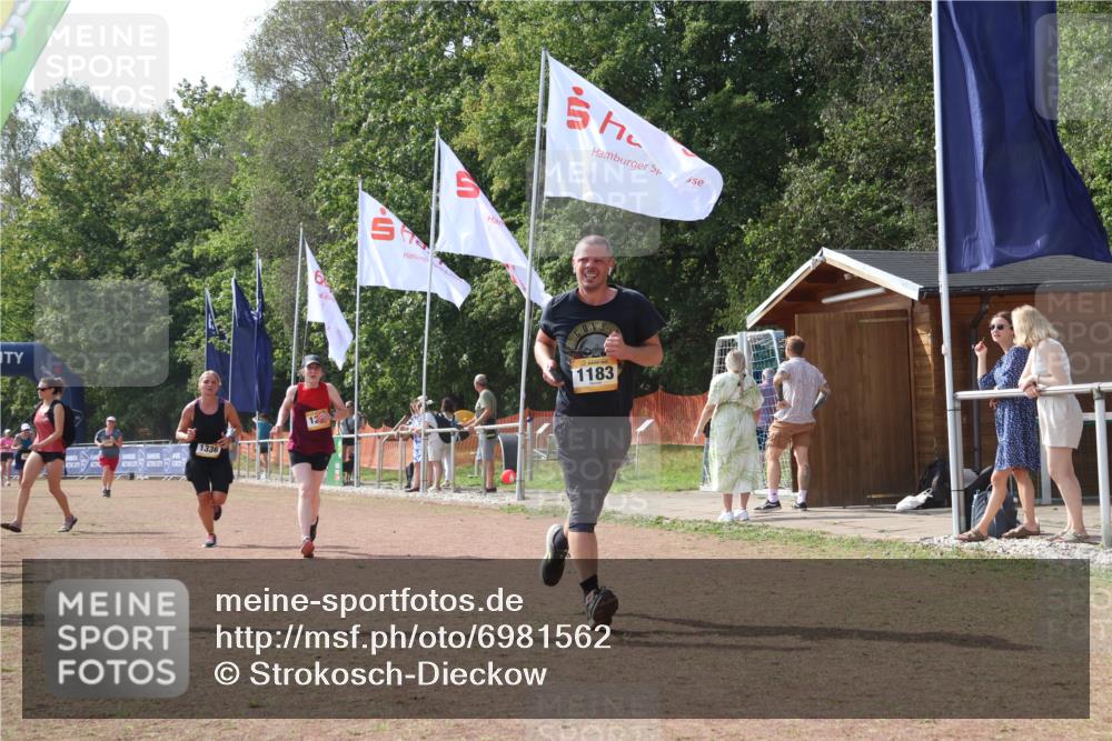 08.09.2024 - Airport Race Strokosch-Dieckow http://msf.ph/oto/6981562 08.09.2024 12:44:47 Ziel 376, 1152, 1183, 1244, 1336, 1379 meine-sportfotos.de