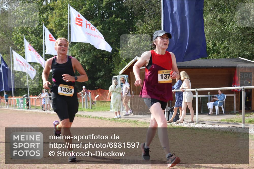 08.09.2024 - Airport Race Strokosch-Dieckow http://msf.ph/oto/6981597 08.09.2024 12:44:51 Ziel 1183, 1336, 1370, 1379 meine-sportfotos.de