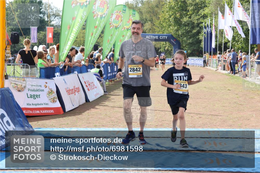 08.09.2024 - Airport Race Strokosch-Dieckow http://msf.ph/oto/6981598 08.09.2024 12:12:07 Ziel 2842, 2843, 2889, 3044 meine-sportfotos.de