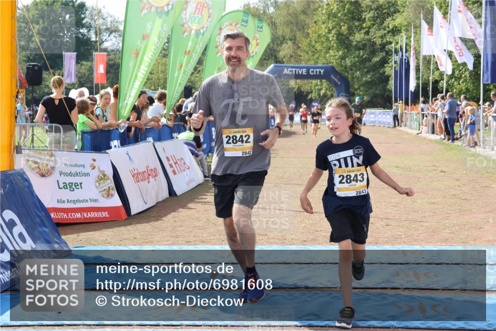 08.09.2024 - Airport Race Strokosch-Dieckow http://msf.ph/oto/6981608 08.09.2024 12:12:07 Ziel 2842, 2843, 2889, 3044 meine-sportfotos.de