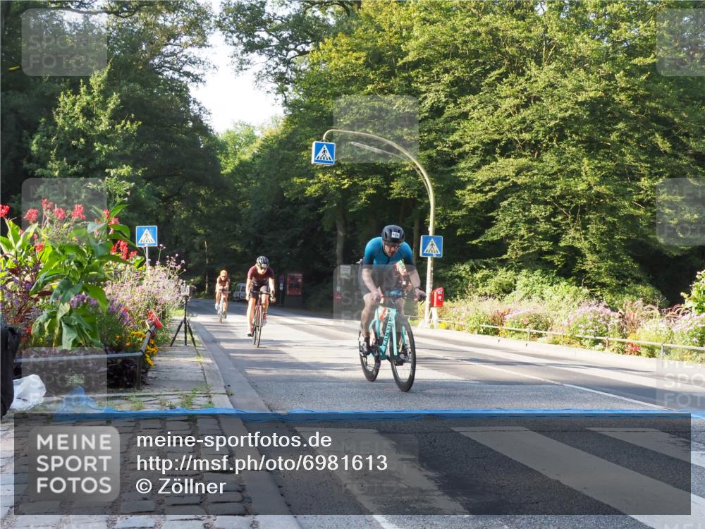 08.09.2024 - Stadtparktriathlon Zöllner http://msf.ph/oto/6981613 08.09.2024 09:11:53 Radfahren 4, 11, 18, 45, 124, 138, 140, 144 meine-sportfotos.de