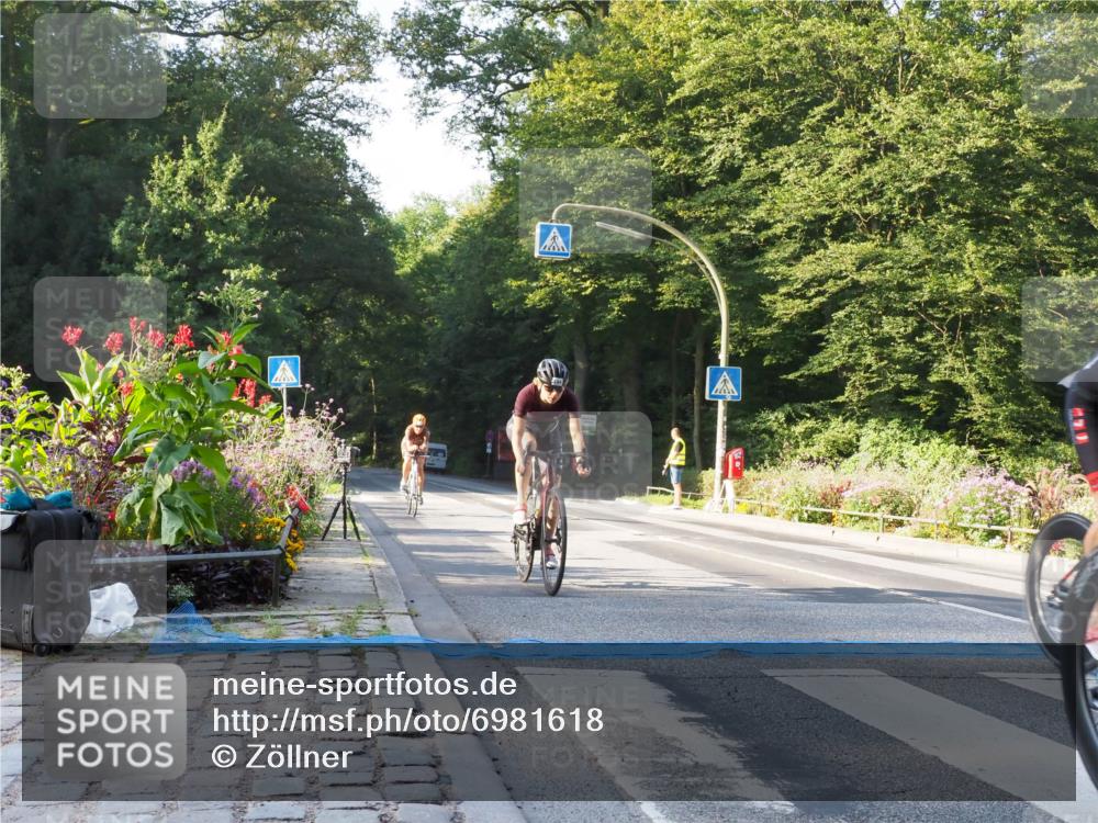 08.09.2024 - Stadtparktriathlon Zöllner http://msf.ph/oto/6981618 08.09.2024 09:11:53 Radfahren 4, 11, 18, 45, 124, 138, 140, 144 meine-sportfotos.de