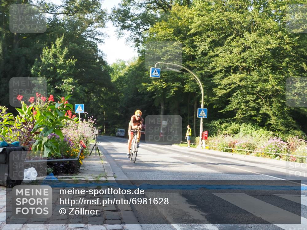 08.09.2024 - Stadtparktriathlon Zöllner http://msf.ph/oto/6981628 08.09.2024 09:11:54 Radfahren 11, 18, 45, 124, 138, 140, 144 meine-sportfotos.de