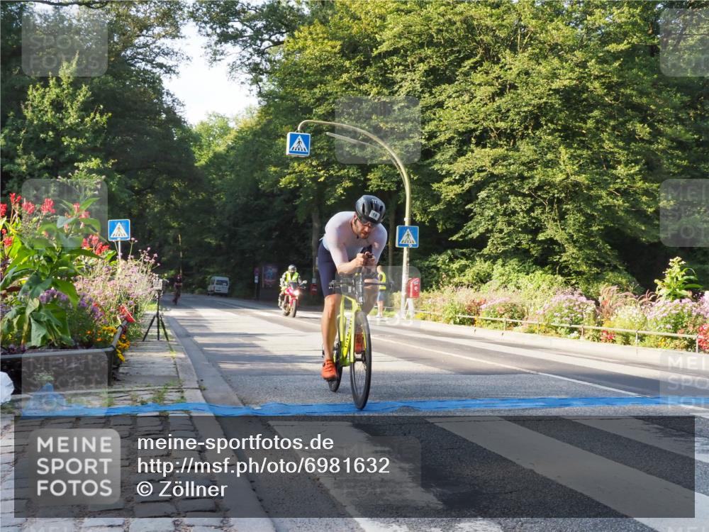 08.09.2024 - Stadtparktriathlon Zöllner http://msf.ph/oto/6981632 08.09.2024 09:12:04 Radfahren 17, 18, 60, 151 meine-sportfotos.de