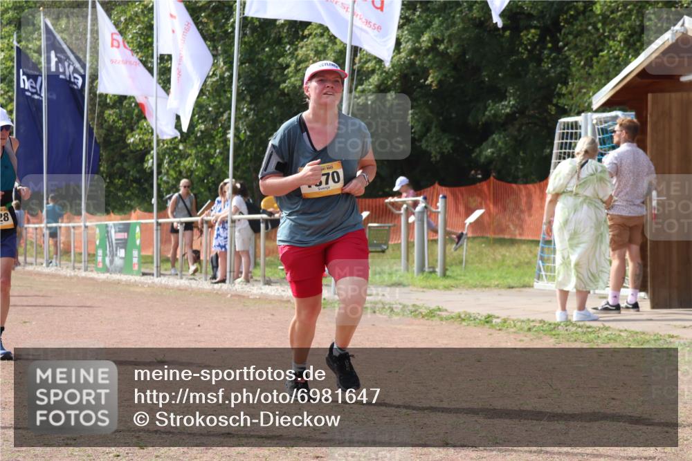 08.09.2024 - Airport Race Strokosch-Dieckow http://msf.ph/oto/6981647 08.09.2024 12:44:57 Ziel 389, 428, 465, 639, 1015, 1092, 1370 meine-sportfotos.de