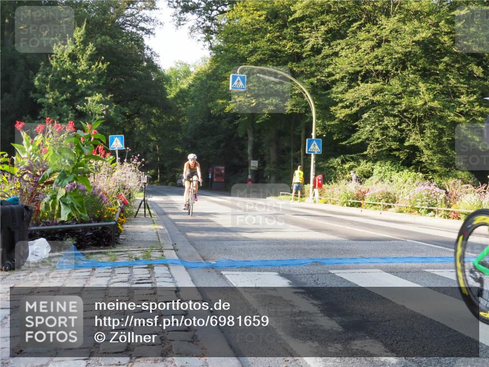 08.09.2024 - Stadtparktriathlon Zöllner http://msf.ph/oto/6981659 08.09.2024 09:12:22 Radfahren 38, 114, 163 meine-sportfotos.de