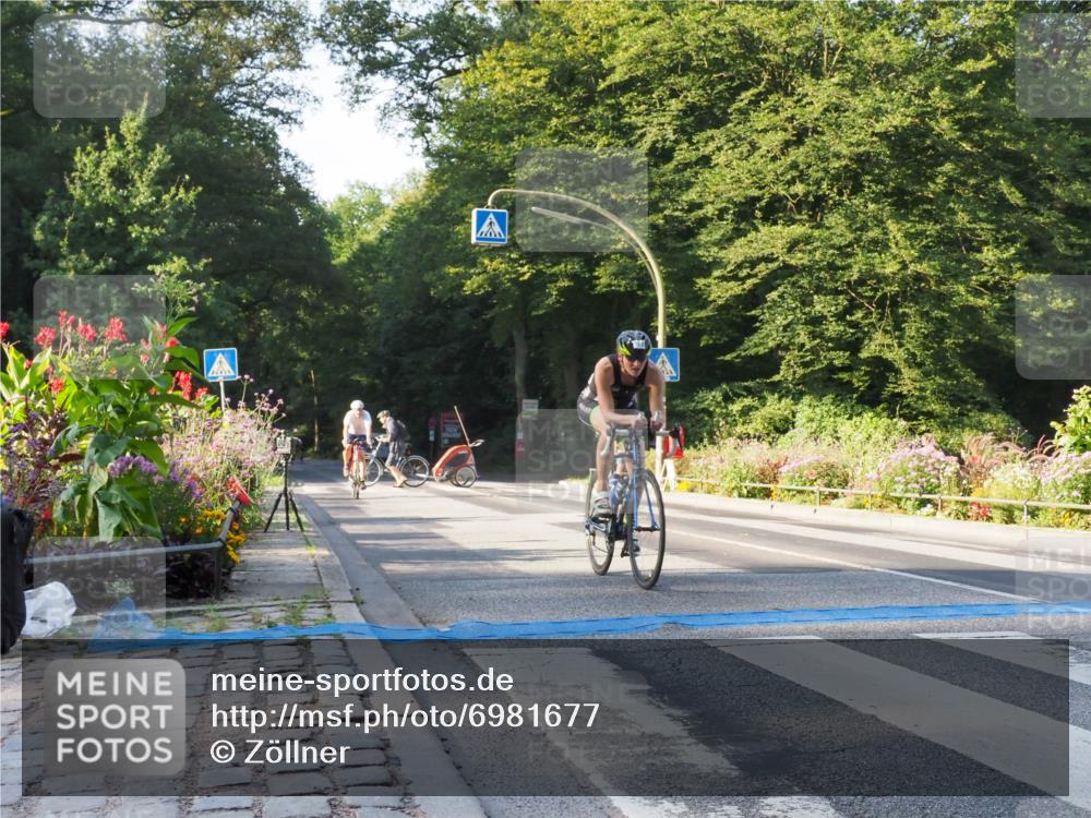 08.09.2024 - Stadtparktriathlon Zöllner http://msf.ph/oto/6981677 08.09.2024 09:12:41 Radfahren 68, 82, 88, 104, 132, 150, 157 meine-sportfotos.de