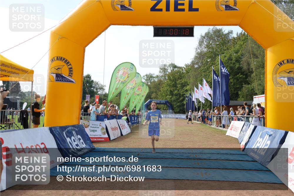 08.09.2024 - Airport Race Strokosch-Dieckow http://msf.ph/oto/6981683 08.09.2024 12:00:59 Ziel 2821 meine-sportfotos.de