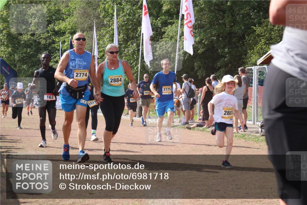 08.09.2024 - Airport Race Strokosch-Dieckow http://msf.ph/oto/6981718 08.09.2024 12:17:20 Ziel 163, 412, 1224, 2511, 2574, 2610, 2649, 2663, 2664, 2774, 2775, 2803, 2882, 2884 meine-sportfotos.de