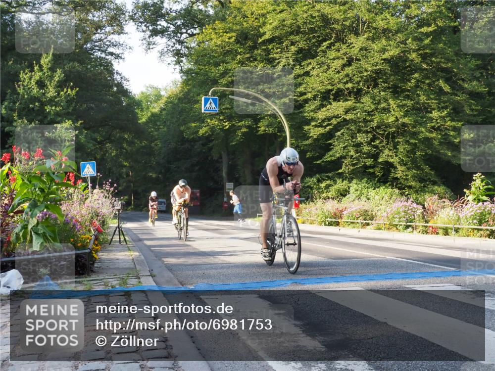 08.09.2024 - Stadtparktriathlon Zöllner http://msf.ph/oto/6981753 08.09.2024 09:13:33 Radfahren 1, 5, 49, 59, 92, 106, 122, 165, 175 meine-sportfotos.de