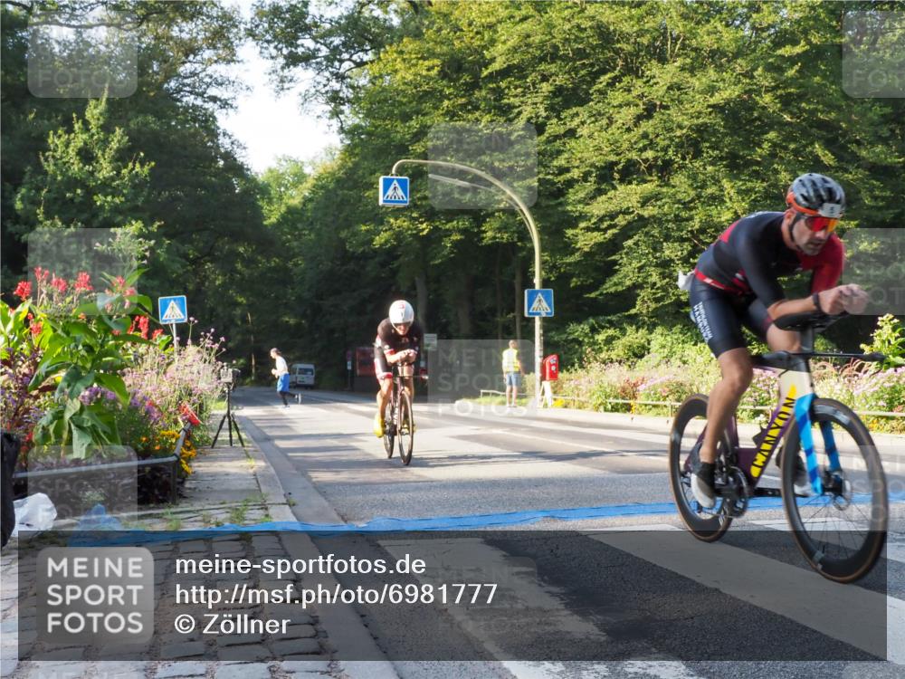 08.09.2024 - Stadtparktriathlon Zöllner http://msf.ph/oto/6981777 08.09.2024 09:13:34 Radfahren 1, 5, 49, 59, 92, 106, 122, 165 meine-sportfotos.de