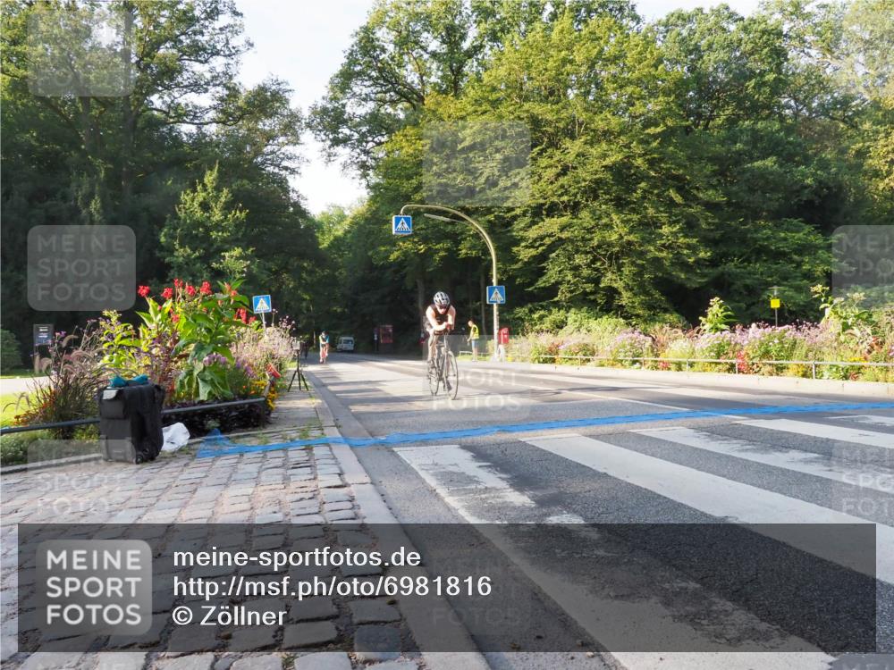 08.09.2024 - Stadtparktriathlon Zöllner http://msf.ph/oto/6981816 08.09.2024 09:14:01 Radfahren 33, 65, 126, 135, 145 meine-sportfotos.de