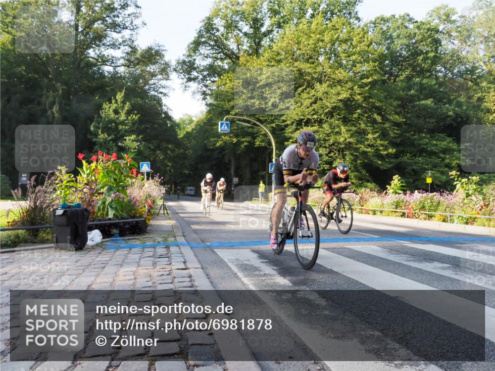 08.09.2024 - Stadtparktriathlon Zöllner http://msf.ph/oto/6981878 08.09.2024 09:14:24 Radfahren 6, 14, 22, 39, 48, 51, 77, 102, 105, 110, 143, 158, 162, 166 meine-sportfotos.de