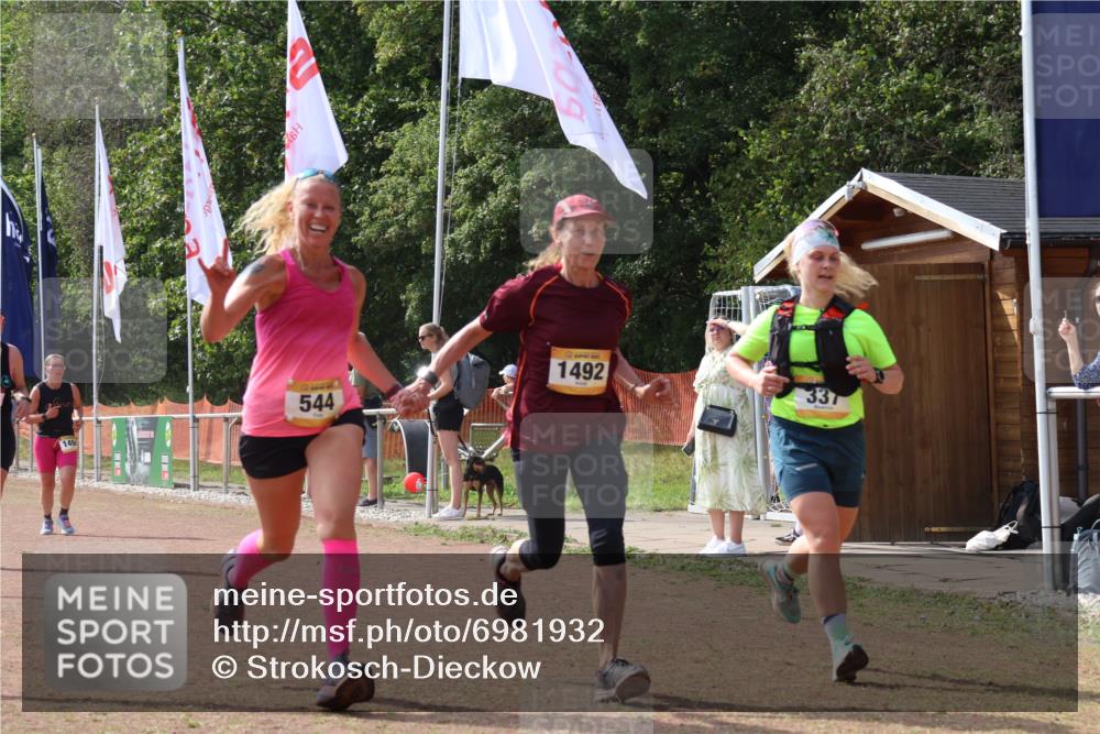 08.09.2024 - Airport Race Strokosch-Dieckow http://msf.ph/oto/6981932 08.09.2024 12:45:26 Ziel 99, 337, 544, 1107, 1492, 1494 meine-sportfotos.de