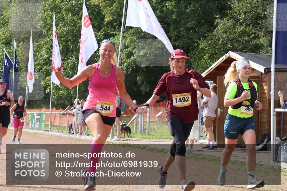 08.09.2024 - Airport Race Strokosch-Dieckow http://msf.ph/oto/6981939 08.09.2024 12:45:27 Ziel 99, 337, 544, 1492, 1494 meine-sportfotos.de