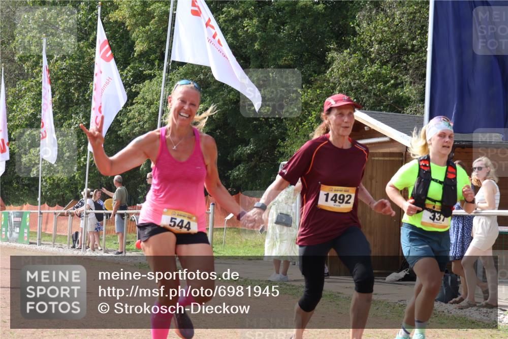 08.09.2024 - Airport Race Strokosch-Dieckow http://msf.ph/oto/6981945 08.09.2024 12:45:27 Ziel 99, 337, 544, 1492, 1494 meine-sportfotos.de