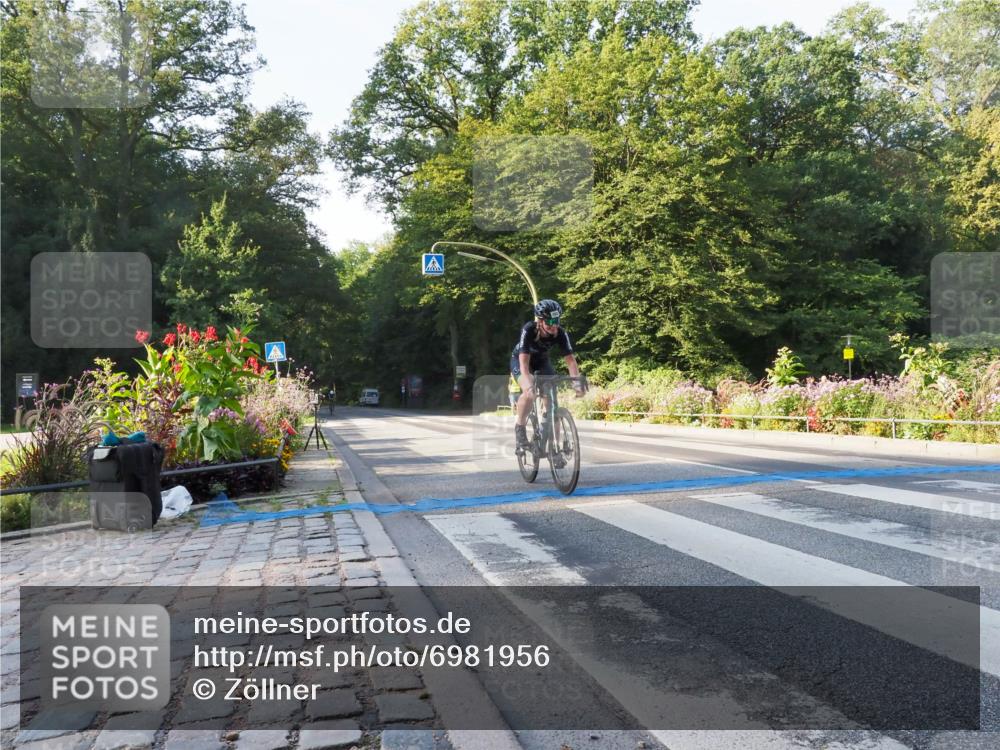 08.09.2024 - Stadtparktriathlon Zöllner http://msf.ph/oto/6981956 08.09.2024 09:14:48 Radfahren 66, 115, 168 meine-sportfotos.de