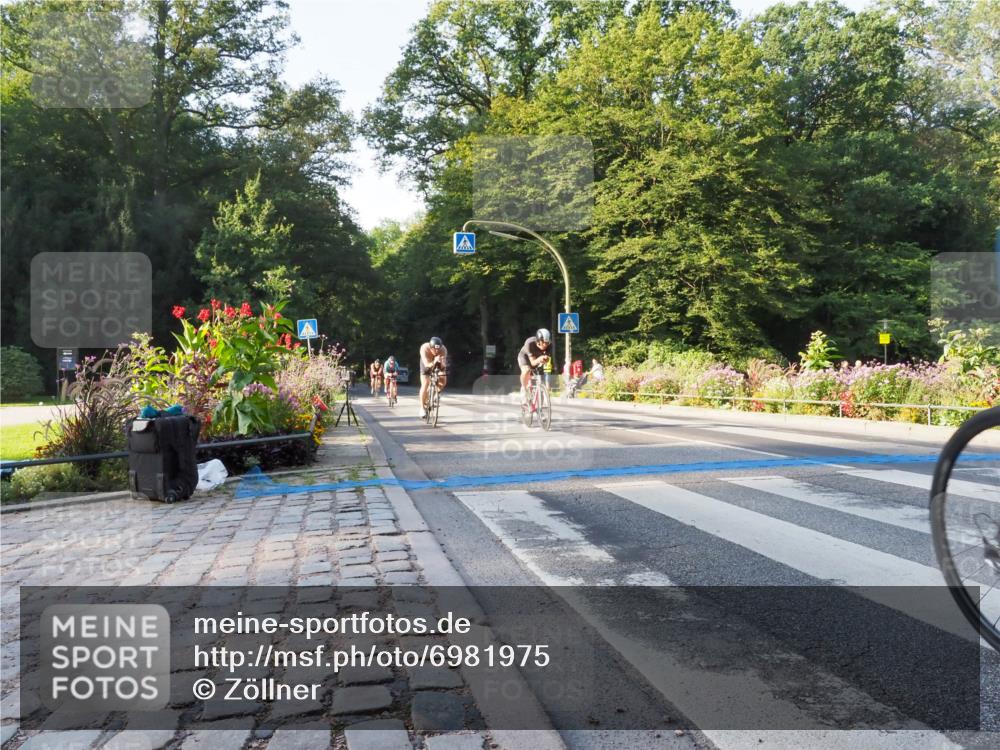 08.09.2024 - Stadtparktriathlon Zöllner http://msf.ph/oto/6981975 08.09.2024 09:15:04 Radfahren 16, 34, 46, 67, 93, 103, 120, 160, 178 meine-sportfotos.de